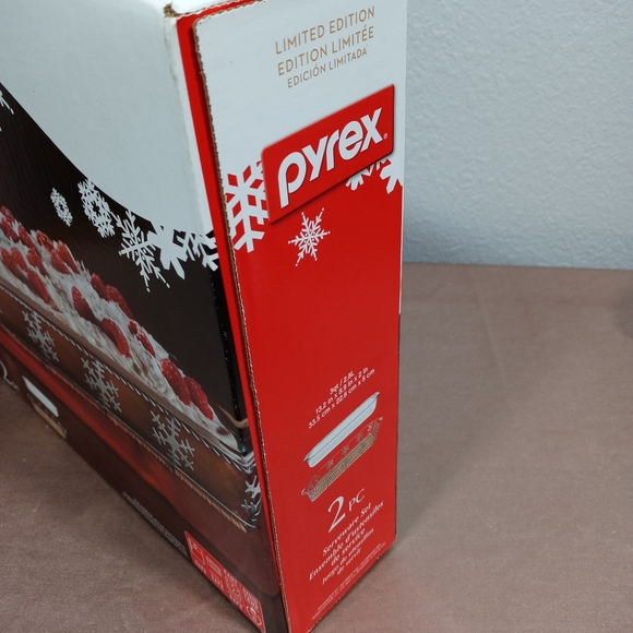 Pyrex serveware baking set - Picture 3 of 8